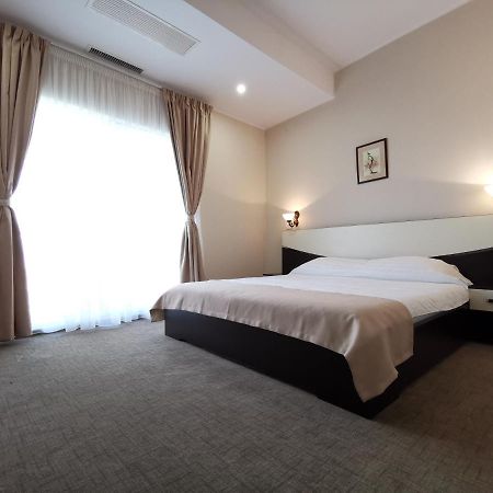 Hotel New Derby Constanta Luaran gambar