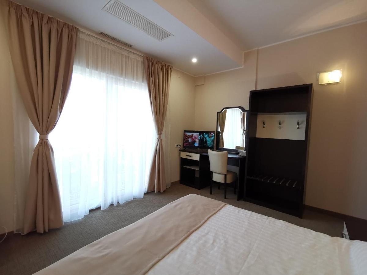 Hotel New Derby Constanta Luaran gambar