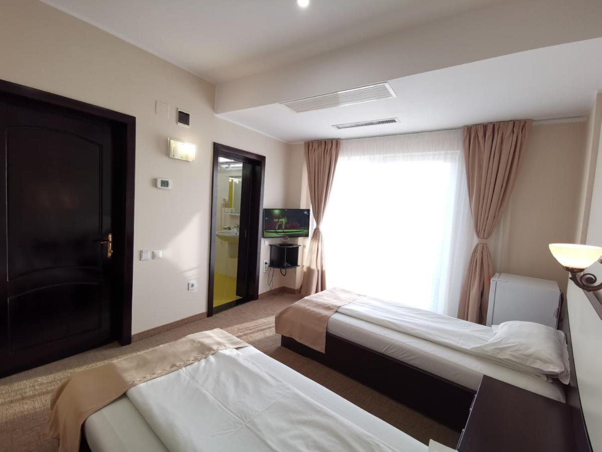 Hotel New Derby Constanta Luaran gambar